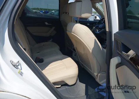 2018 Audi Q5 2.0T Premium/2.0T Tech Premium z USA, uszkodzony, nr VIN WA1BNAFY5J2006843